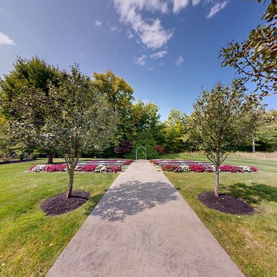 Ballroom Garden in Amore Venue