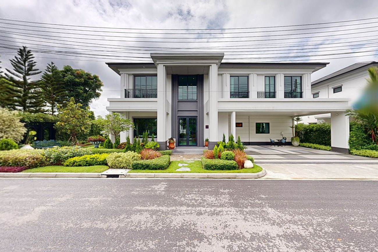 SPLENDOUR 319 sq.m.
