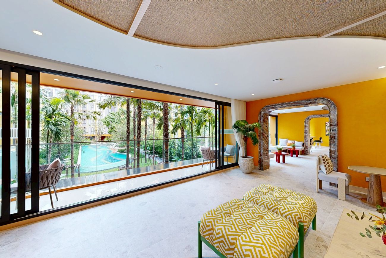 THE BASE Rise : Tropical Co-Working Space