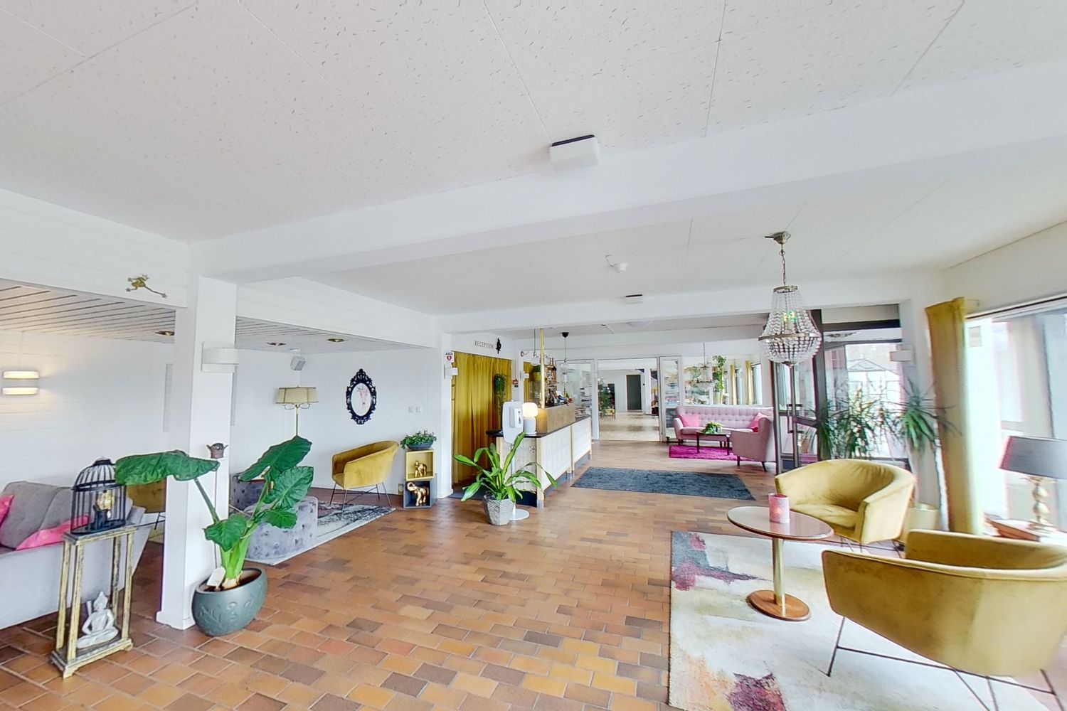 Tour Breanäs Hotell from Mayfair on Openhaus