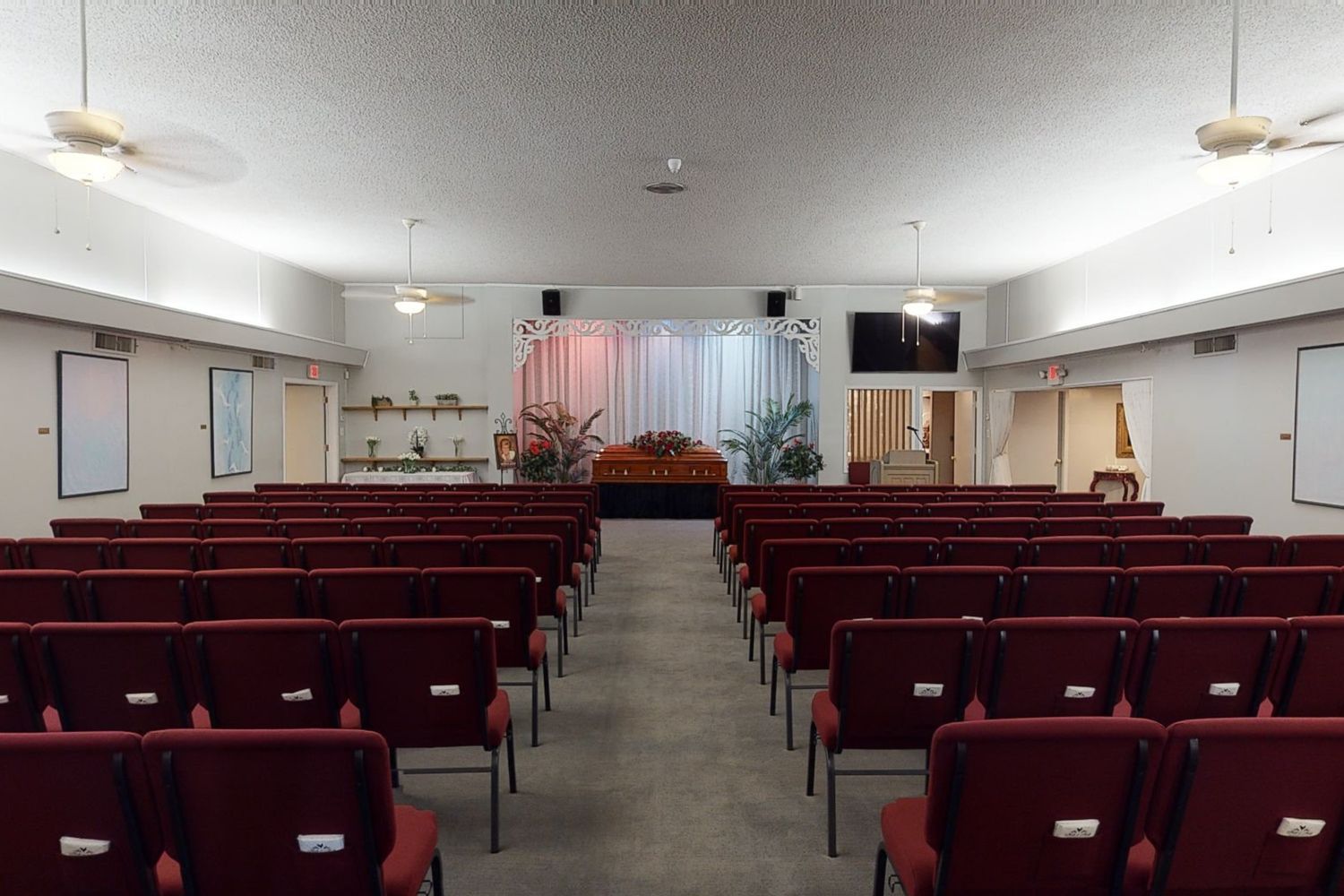 3D Tour - Holt & Holt Funeral Home